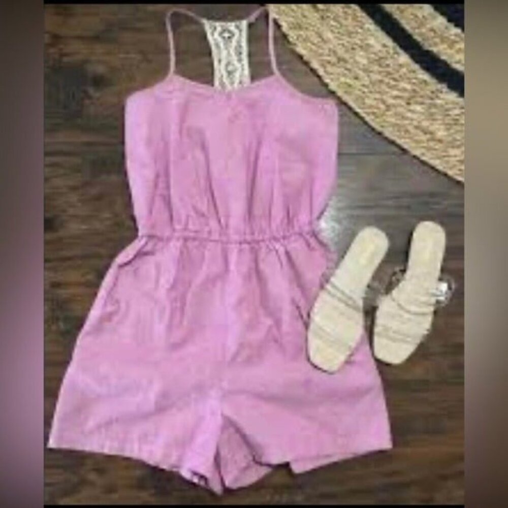 Mossimo Pink Cotton Romper Racer Back Lace Crochet Detail‎ Size Small NEW